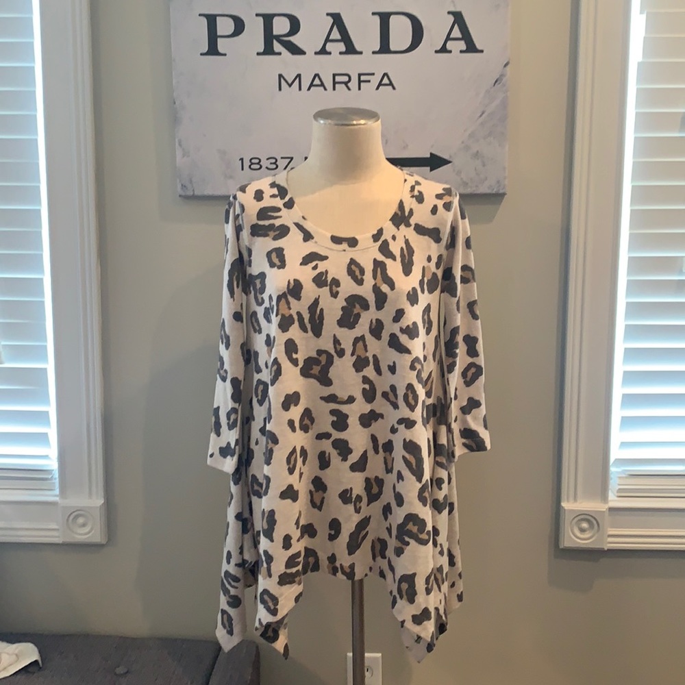 Premise tunic top